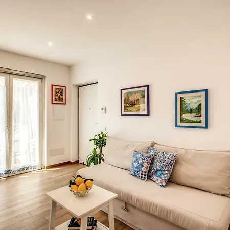 Chez Carme' סורנטו